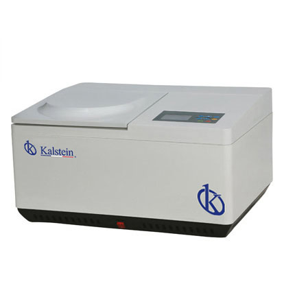 How to handle a refrigerated centrifuge?