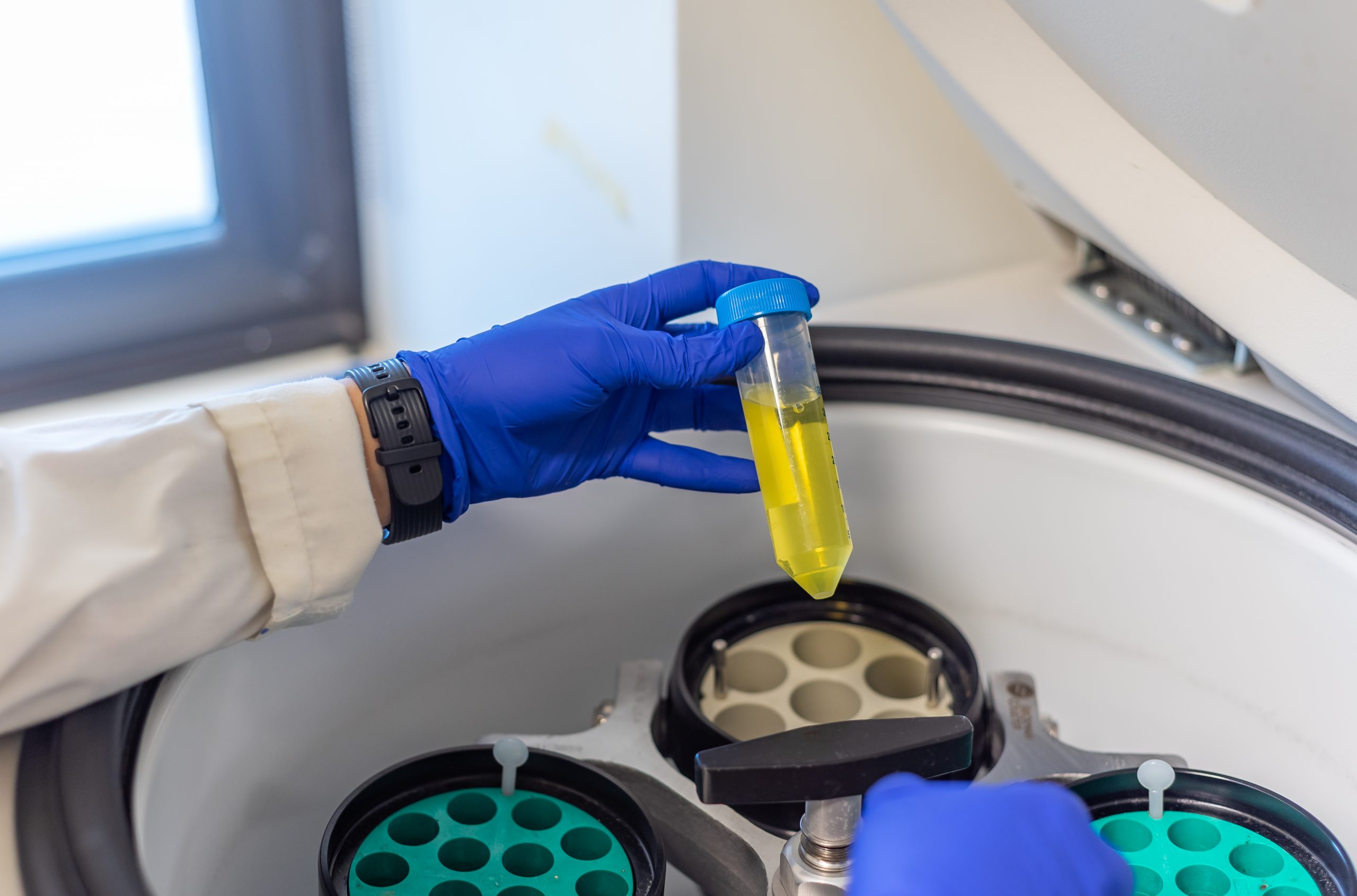 What is a centrifuge?