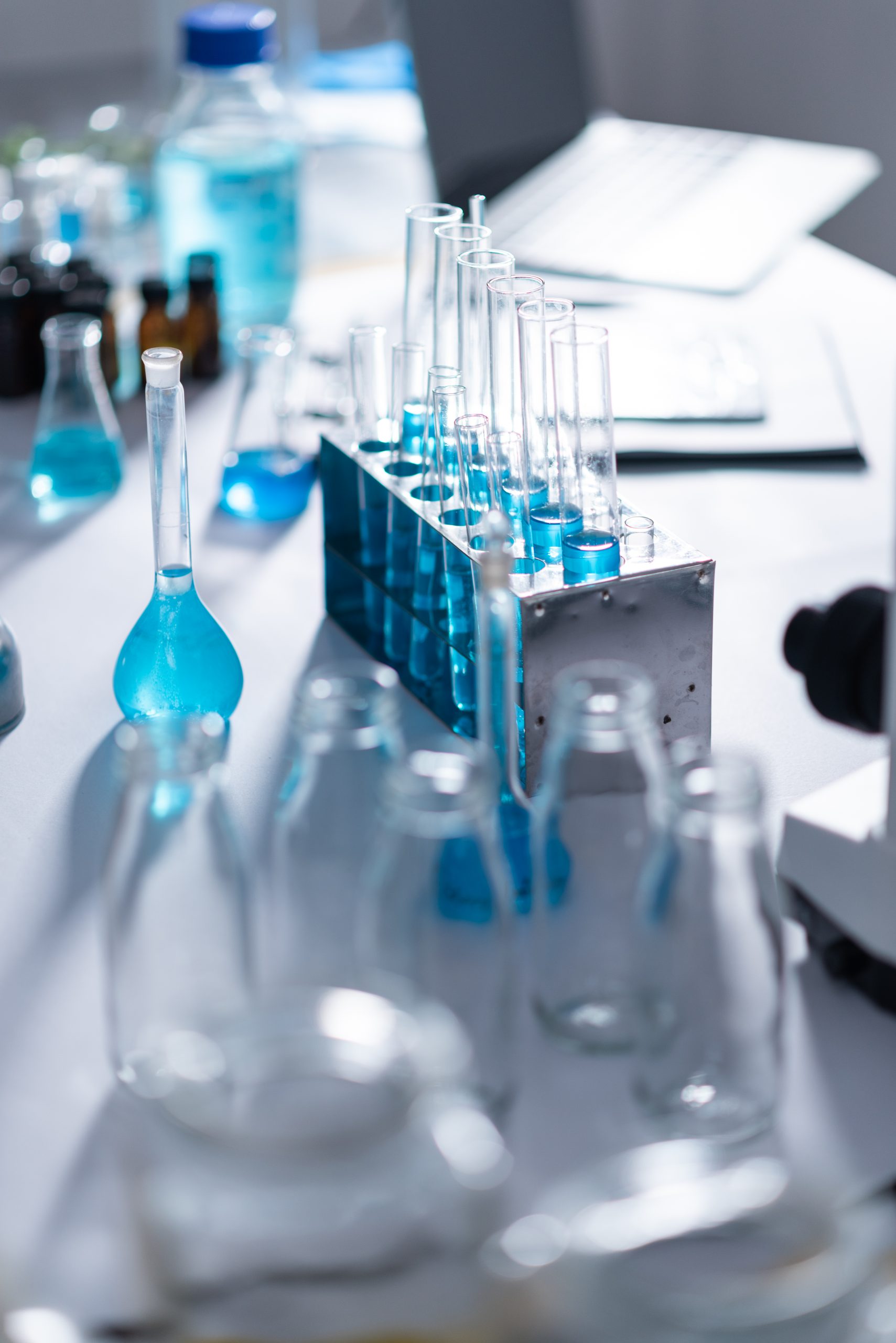 Laboratory homogenizers and their applications